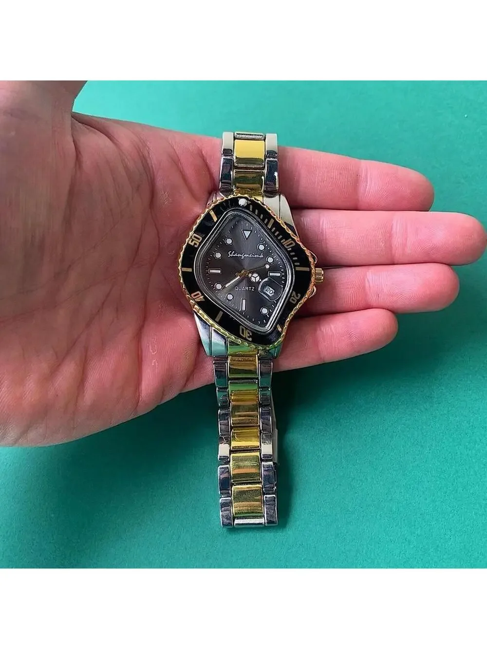 N/A #watch #y2k